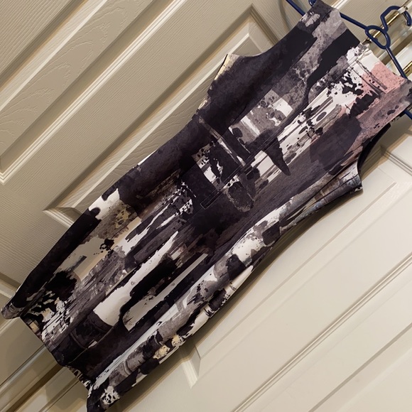 Dress - Picture 3 of 5